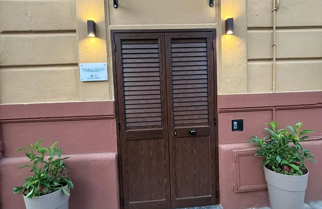 Vespro House-1